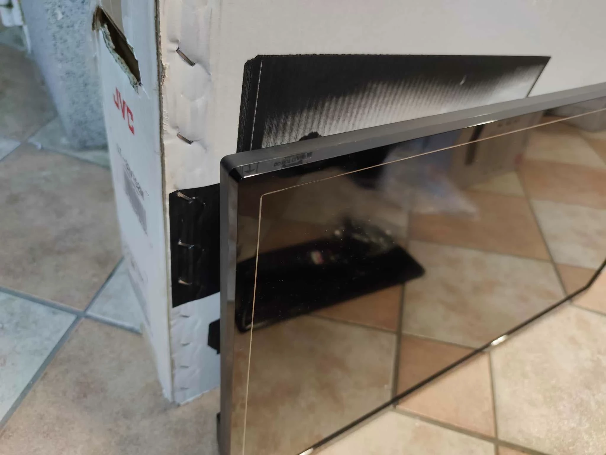 telewizor-32-jvc-lt-32vf52m-smart-tv-full-hd-dvb-t2-zestaw-kod-producenta-lt-32vh4300