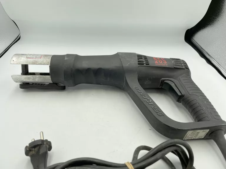 ZACISKARKA NOVOPRESS EFP 203