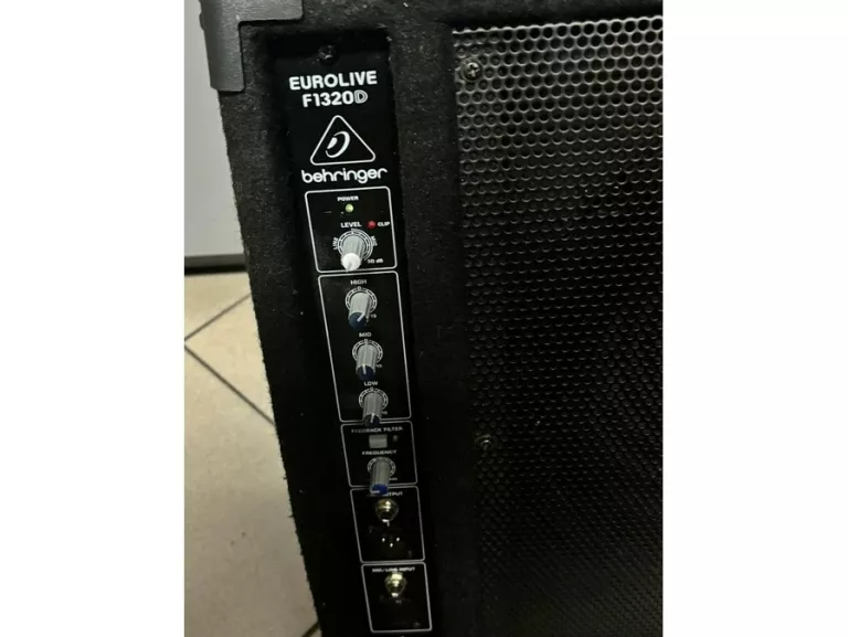 BEHRINGER F1320D MONITOR SCENICZNY