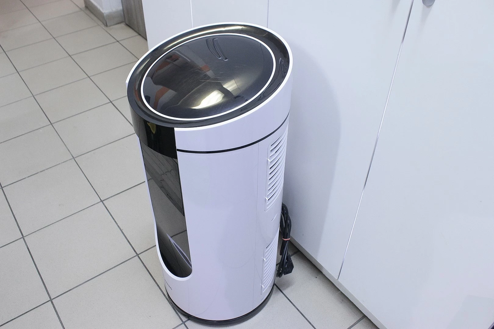 przenosna-klimatyzacja-eberg-mezo-m26-hd-moc-chlodzenia-2930