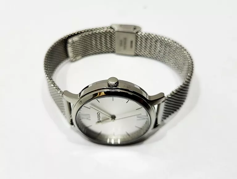 ZEGAREK DAMSKI CASIO LTP E157