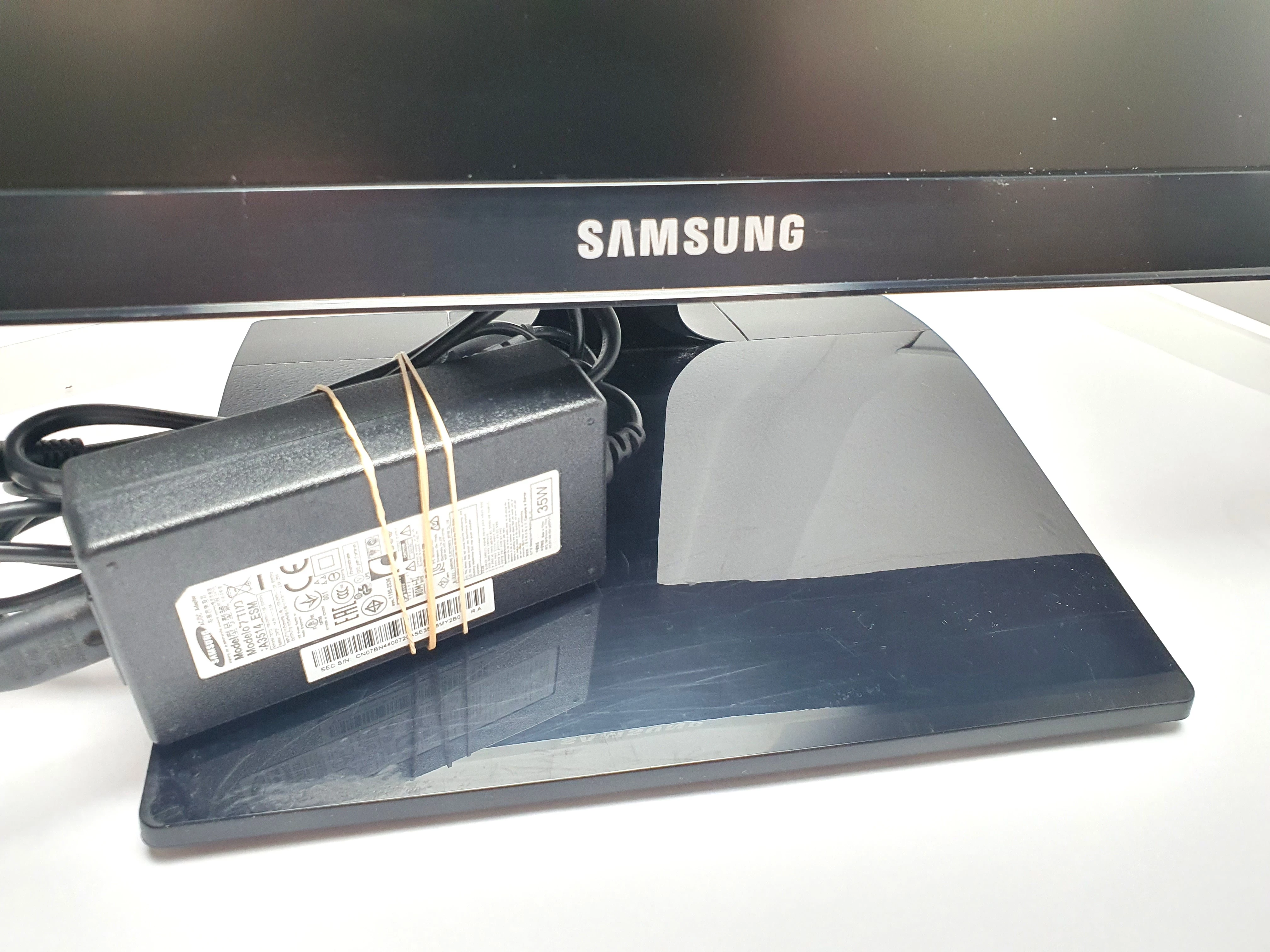 monitor-samsung-s27e330-przekatna-ekranu-cale-27