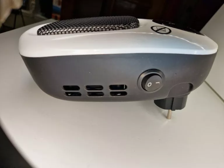 MINI GRZEJNIK PROLECTRIX 500W DO KONTAKTU