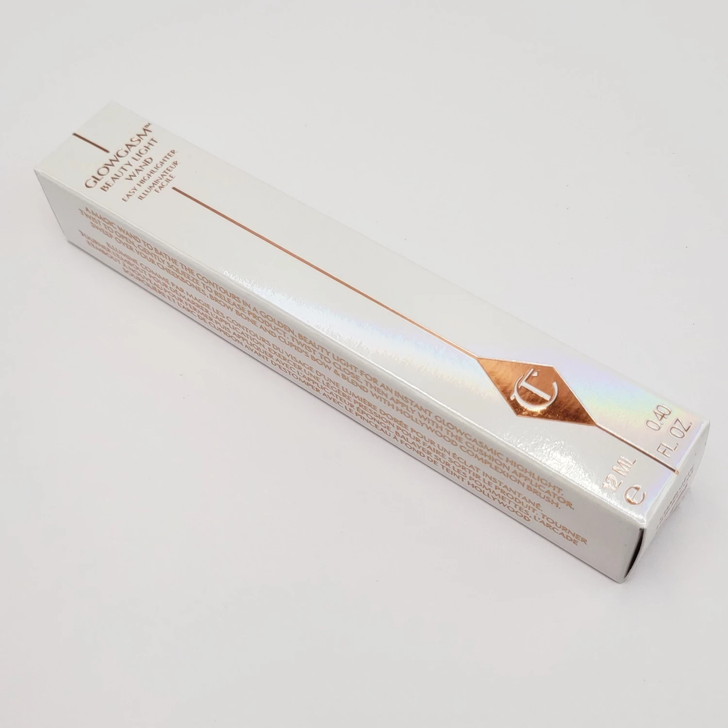 charlotte-tilbury-glowgasm-beauty-light-wand-goldgasm-rozswietlacz-12ml-kod-producenta-ves1591