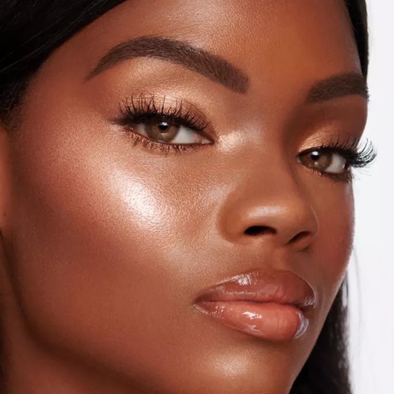 CHARLOTTE TILBURY GLOWGASM BEAUTY LIGHT WAND - GOLDGASM ROZŚWIETLACZ 12ML