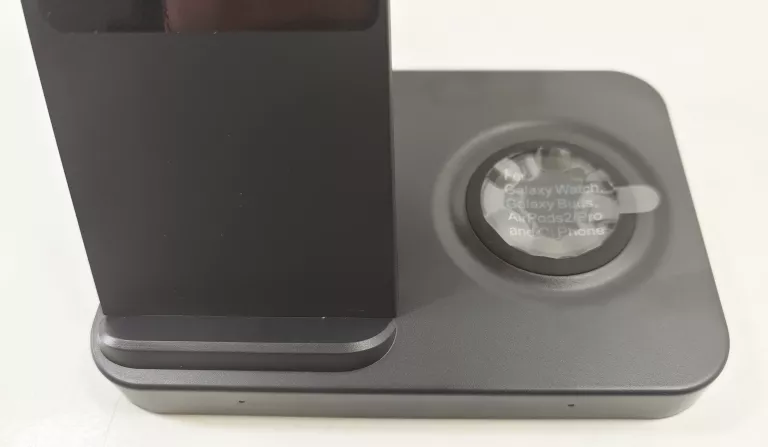 uniwersalna-ladowarka-bezprzewodowa-5w1-apple-samsung-15w-ean-gtin-8711332377631