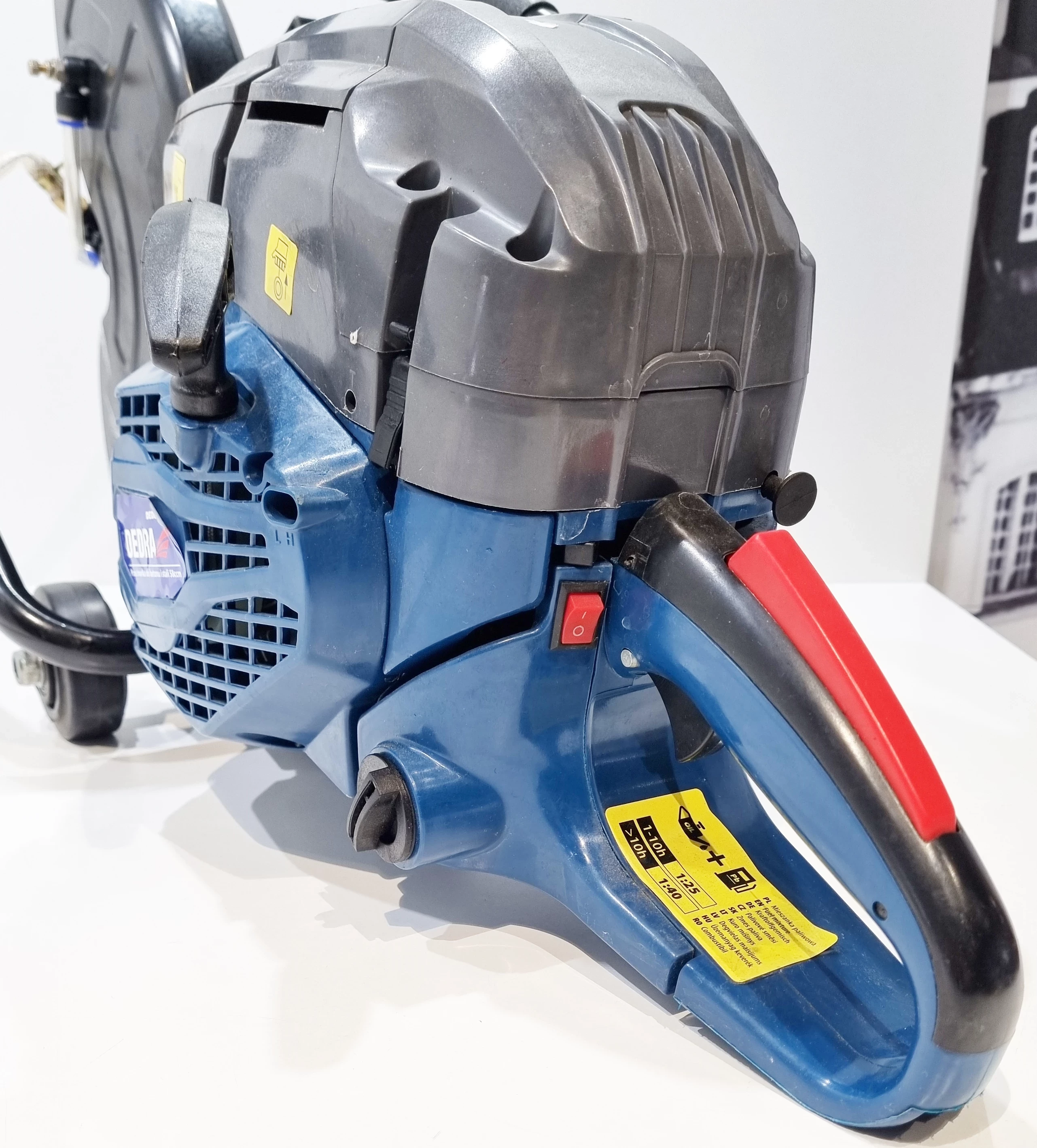 przecinarka-spalinowa-do-betonu-i-stali-dedra-ded8835-maksymalna-glebokosc-ciecia-10500