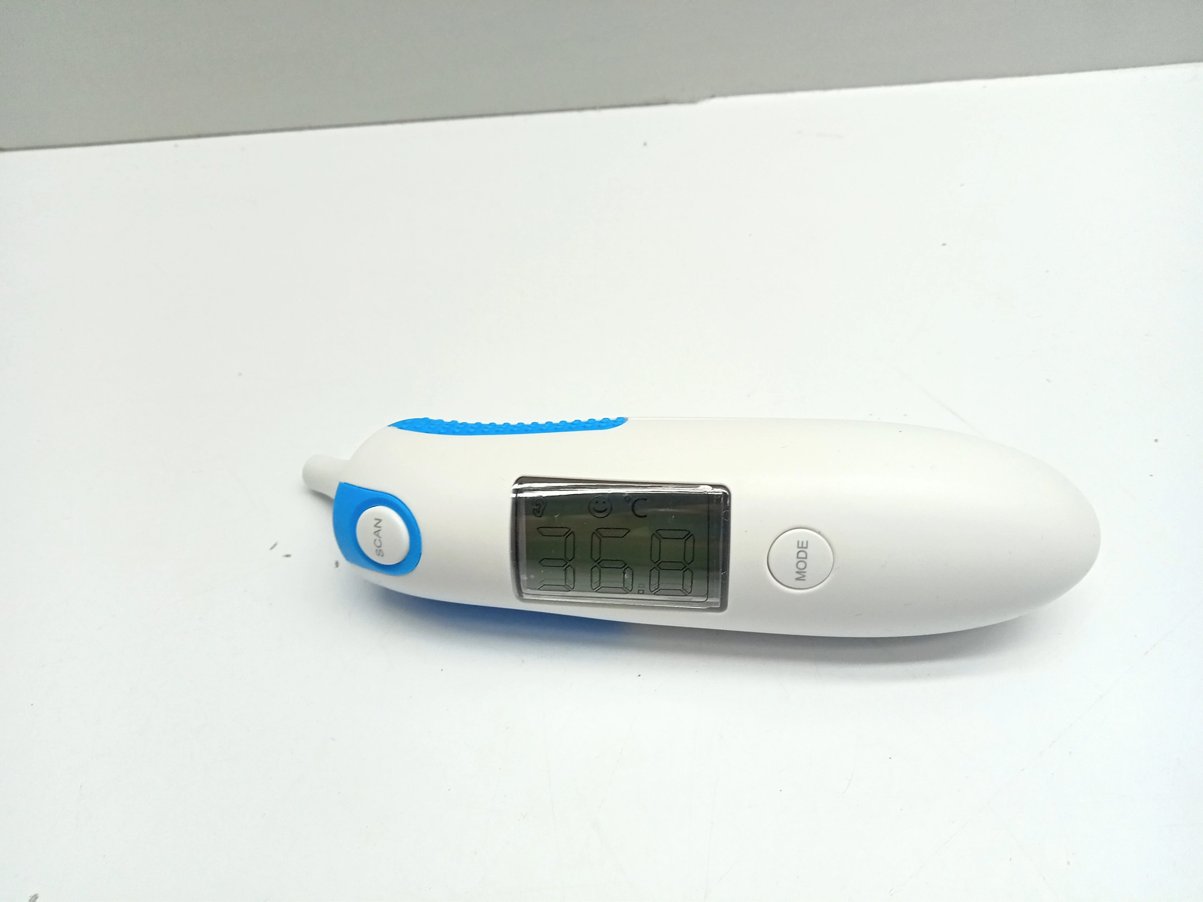 termometr-air-doctor-wyswietlacz-lcd