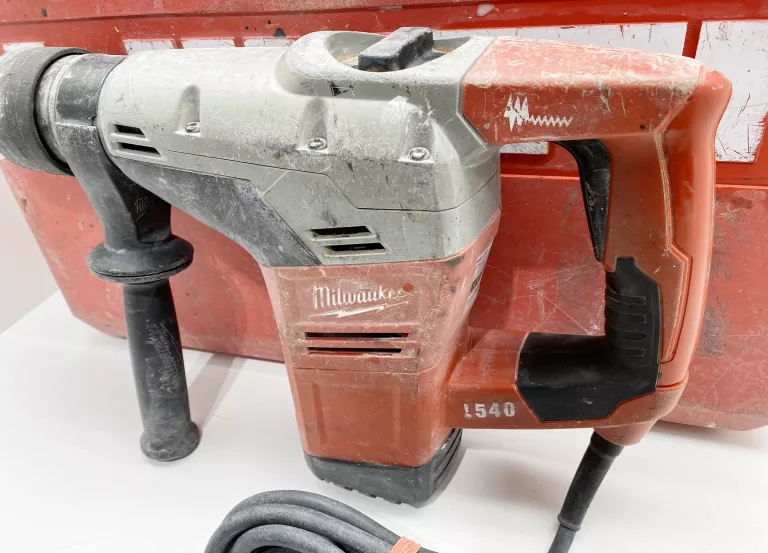 MŁOT MILWAUKEE K540S 1100W WIERCĄCO-KUJĄCY KLASA 5 KG SDS-MAX