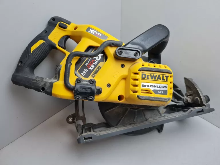 PILARKA TARCZOWA DEWALT DCS577 54V