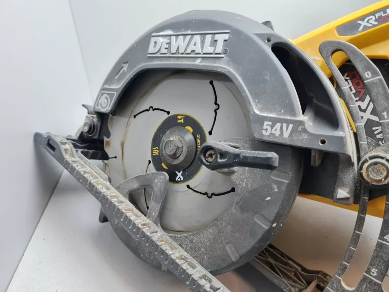 PILARKA TARCZOWA DEWALT DCS577 54V