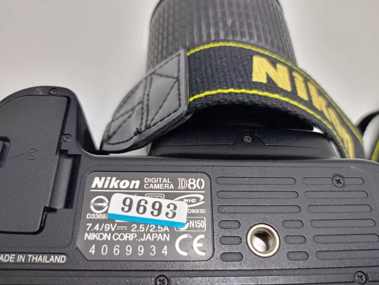 APARAT NIKON D80