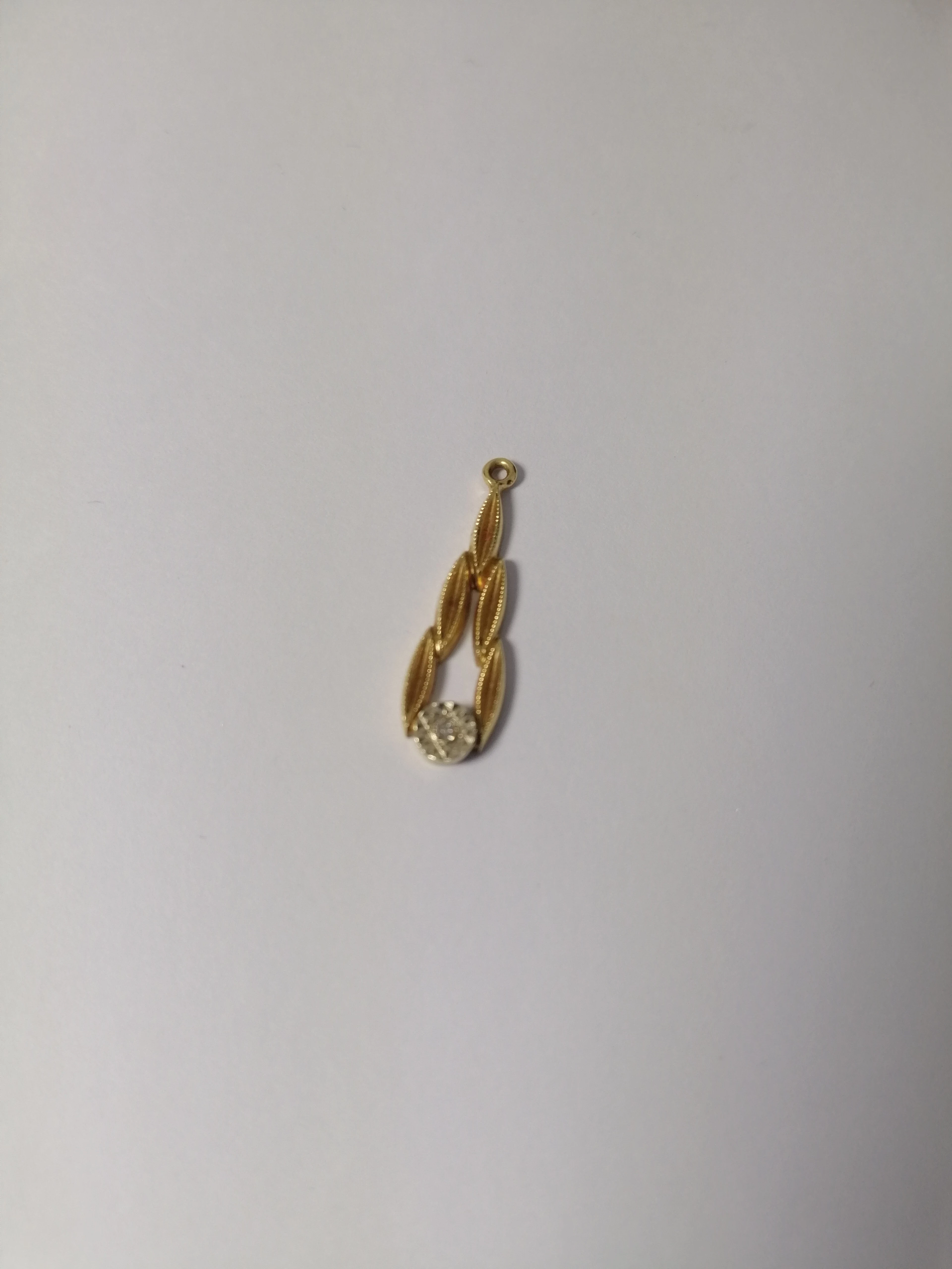 zlota-zawieszka-z-diamentem-111g585-certyfikat-mazurskie-przedmiescie-10-biskupiec