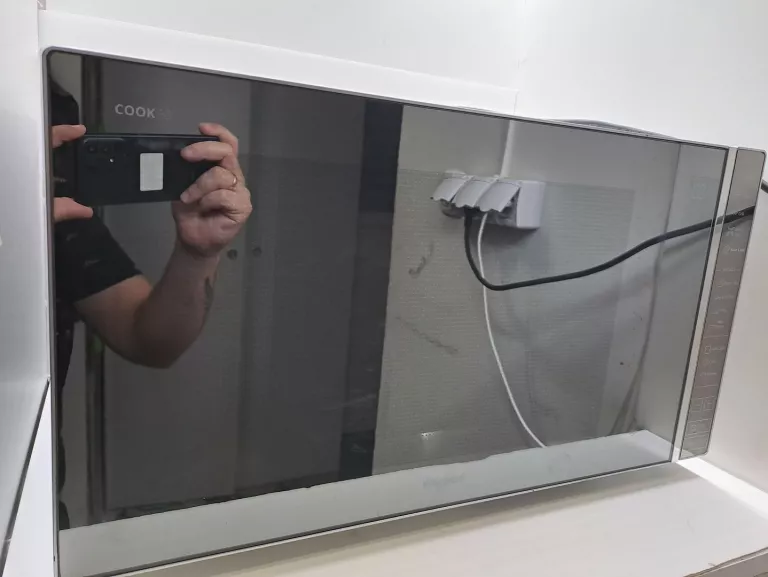 KUCHENKA MIKROFALOWA WOLNOSTOJĄCA WHIRLPOOL MWP 304 M GRILL 1050 W