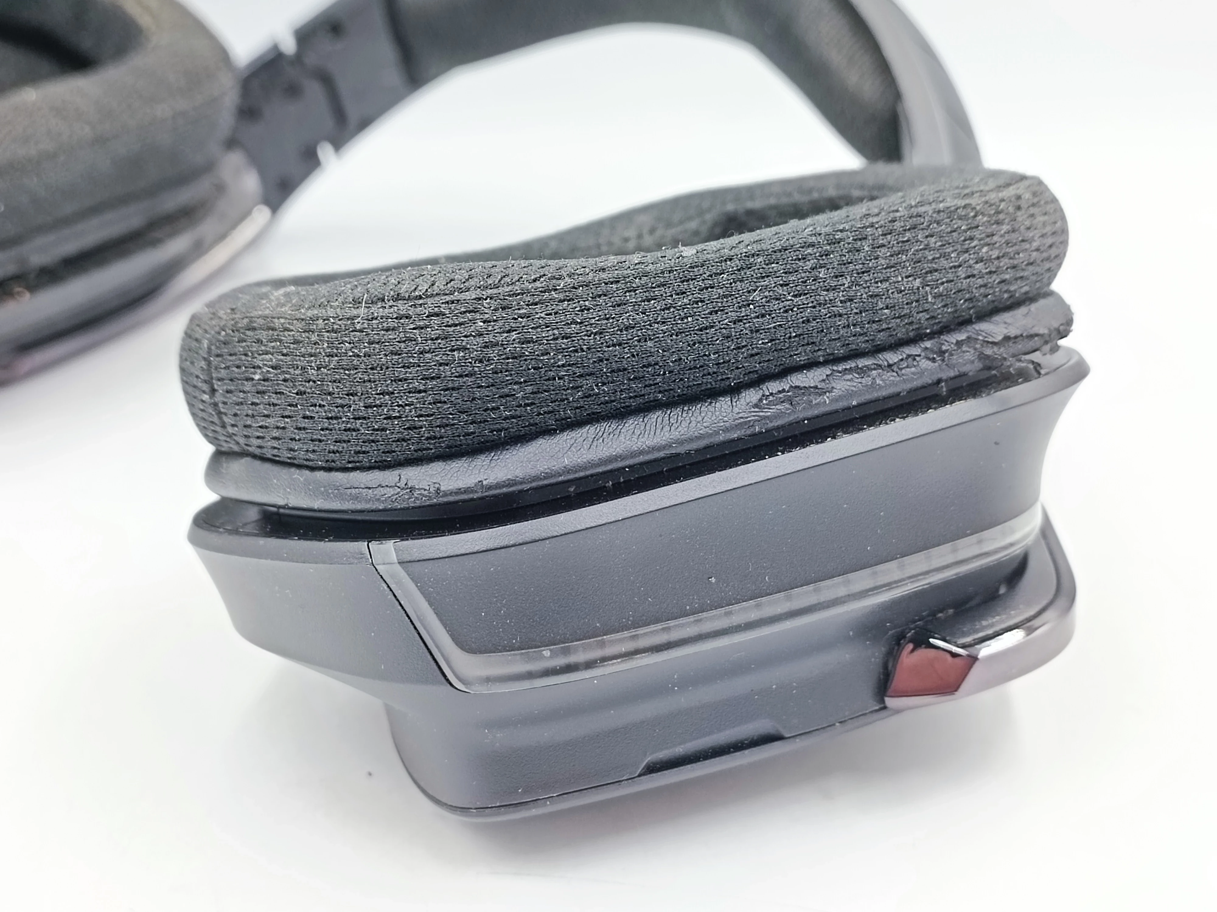 sluchawki-nauszne-logitech-g633-artemis-spectrum-kolor-dominujacy-129357-3