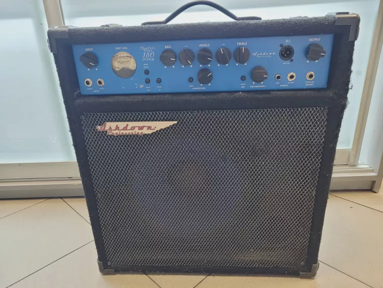 WZMACNIACZ COMBO GITAROWY ASHDOWN EB 15-180 EVO II