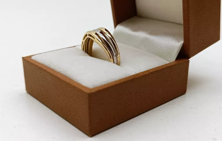 atrakcyjny-zloty-pierscionek-rozm-15-14k-rodzaj-2205-16