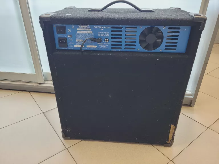 WZMACNIACZ COMBO GITAROWY ASHDOWN EB 15-180 EVO II