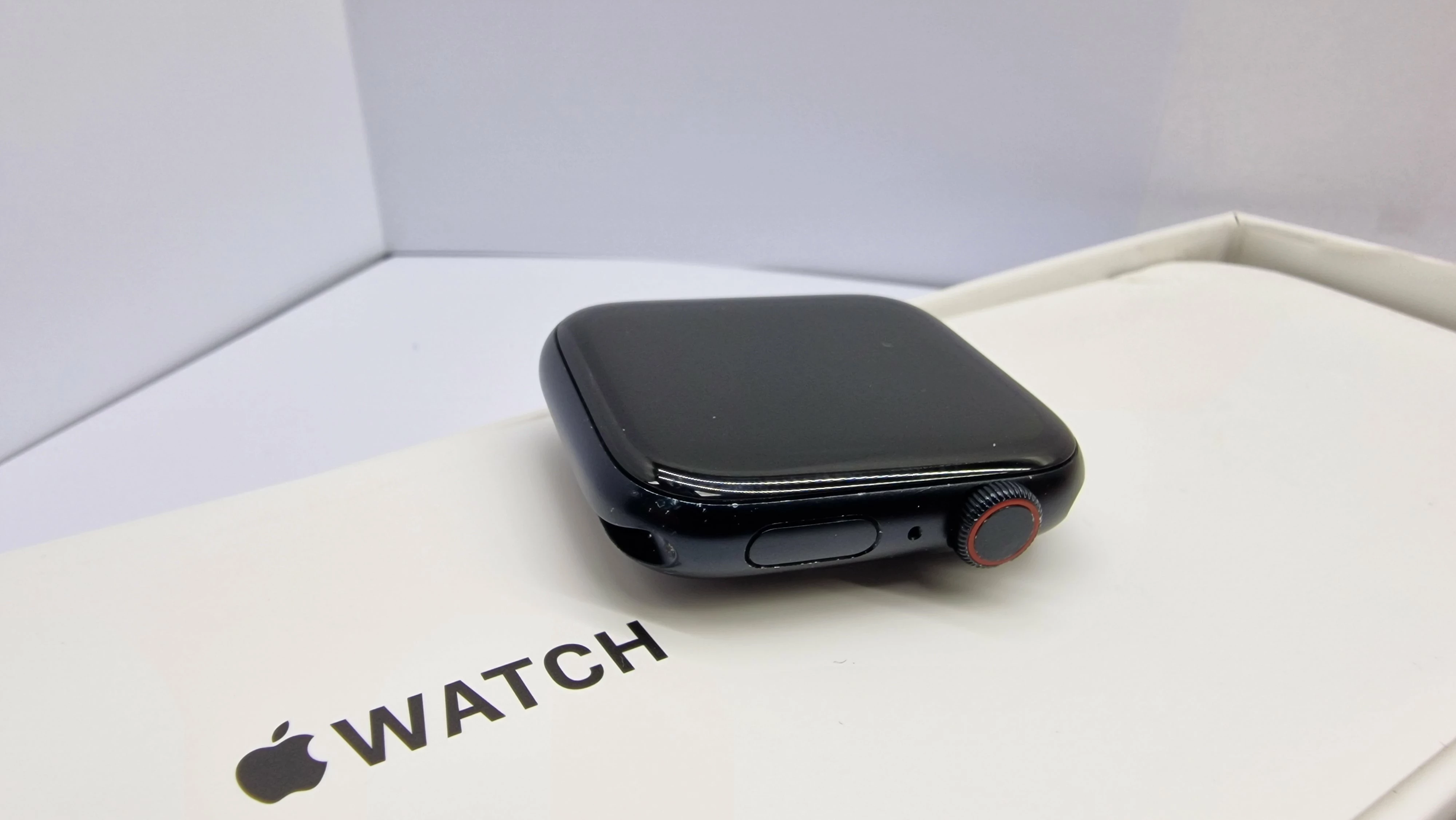 apple-watch-se-2gen-gps-44mm-od-lombard-trzebnica-ean-gtin-194253165767