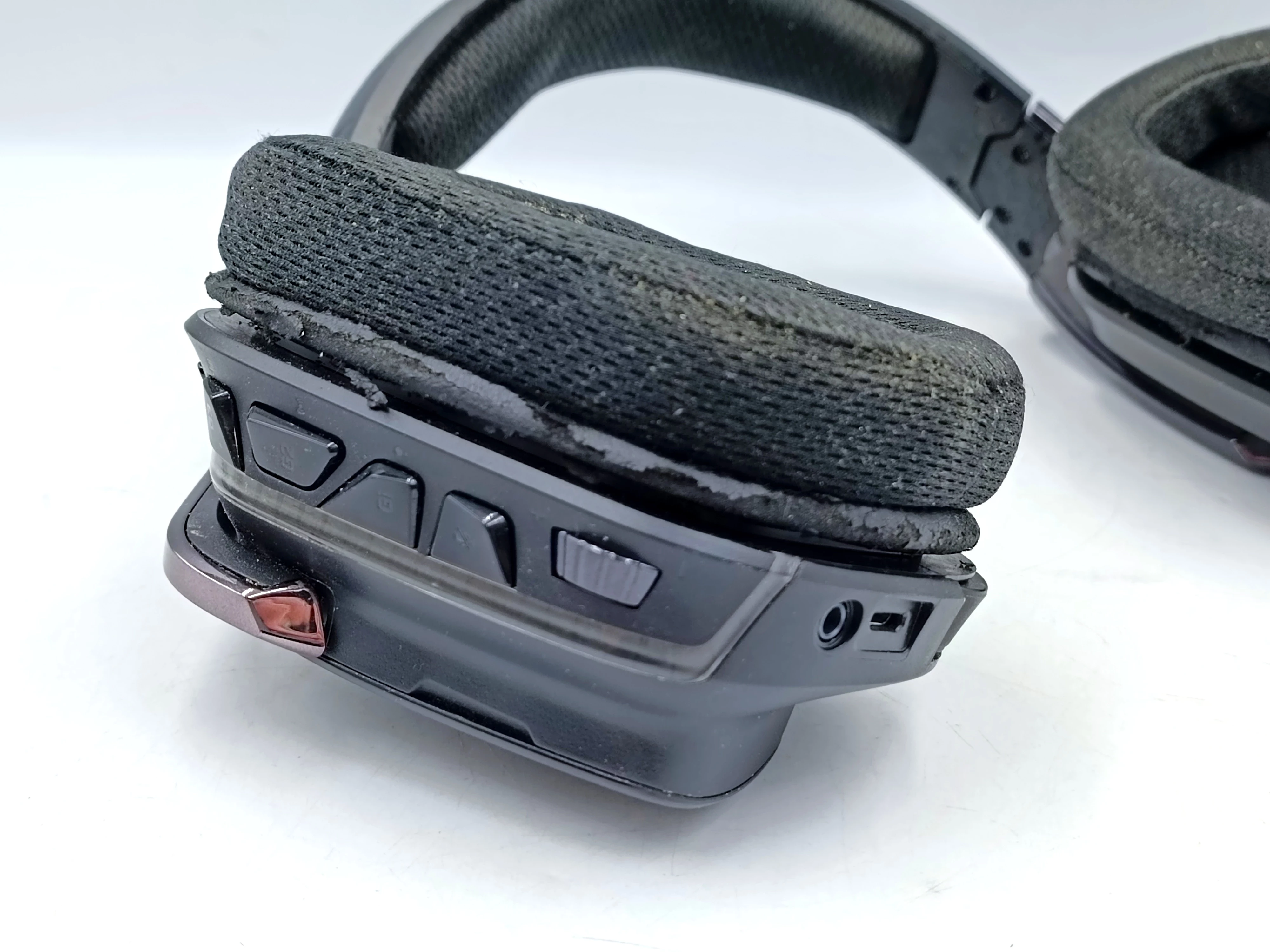 sluchawki-nauszne-logitech-g633-artemis-spectrum-marka-18812-396406