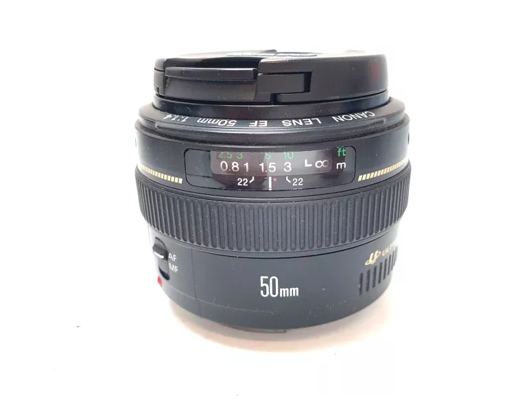 CANON 6D MARK II + 3 OBIEKTYWY CANON 50MM +CANON 100MM MACRO + CANON 85MM+
