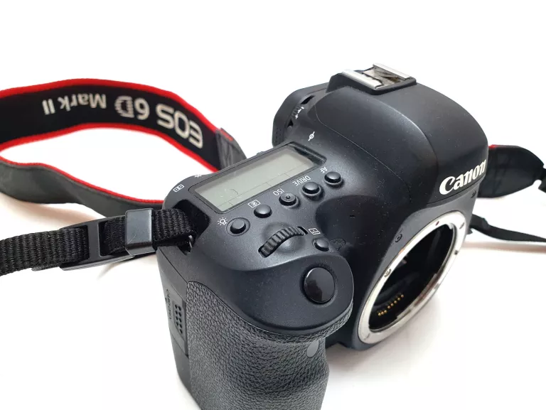 CANON 6D MARK II + 3 OBIEKTYWY CANON 50MM +CANON 100MM MACRO + CANON 85MM+