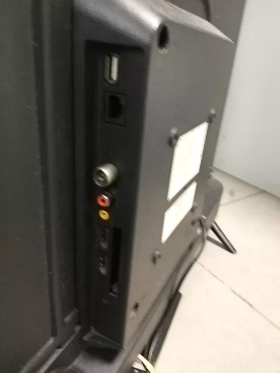 TELEWIZOR THOMSON 32HD3301 32' + PILOT BEZ KLAPKI BATERII