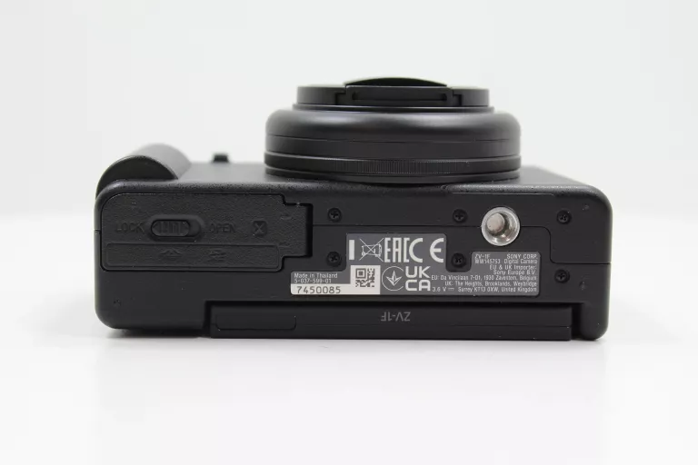 APARAT CYFROWY SONY ZV-1F