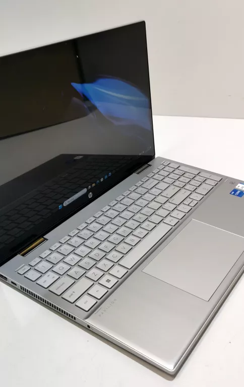 LAPTOP HP PAVILION X360 ER1420NW INTEL CORE I5, 8GB/512GB SSD