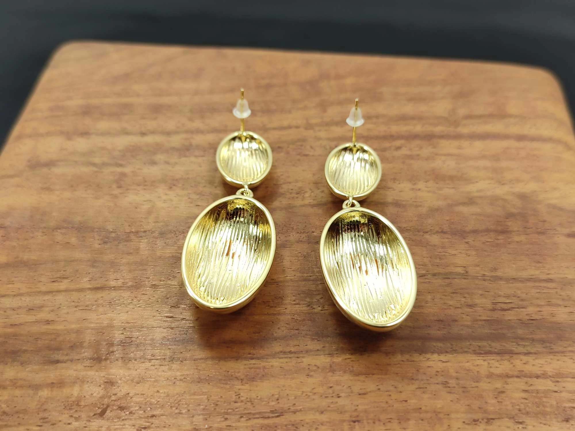 kolczyki-z-stali-pozlacane-wiszace-owale-stan-11323-1