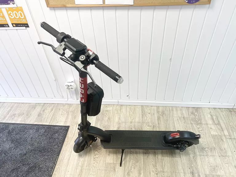 HULAJNOGA ELEKTRYCZNA FRUGAL CYBER CZARNA H102