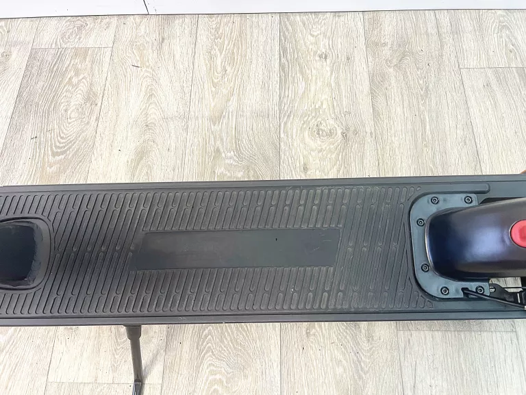 HULAJNOGA ELEKTRYCZNA FRUGAL CYBER CZARNA H102