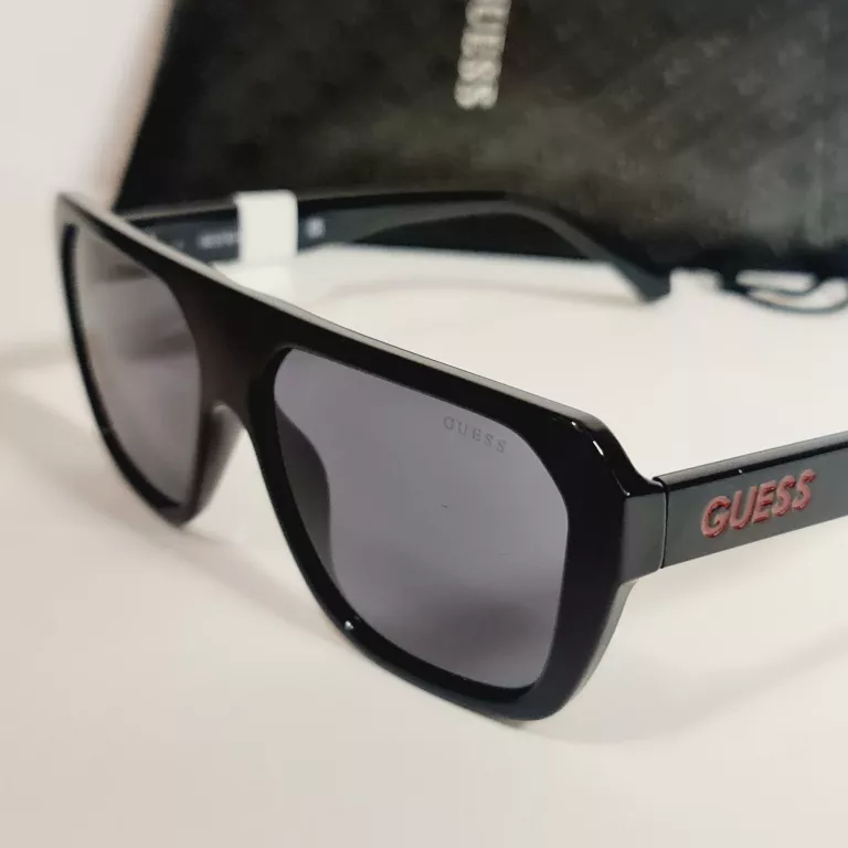 okulary-guess-uv-filtr-kat-3-przeciwsloneczne-gf5109-57x14-145-stan-powystawowy