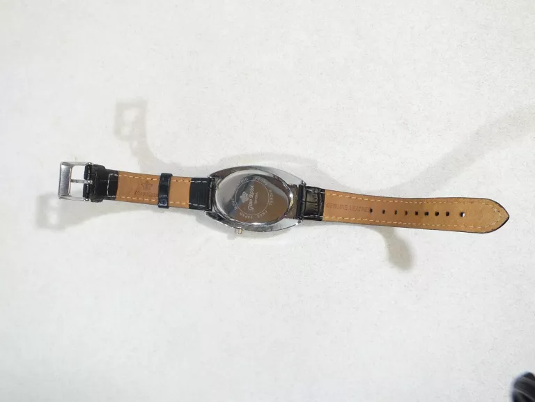 zegarek-g-rossi-00103a-na-czarnnym-pasku-04129a-typ-nareczny