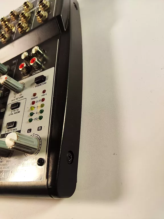 MIKSER BEHRINGER XENYX 802
