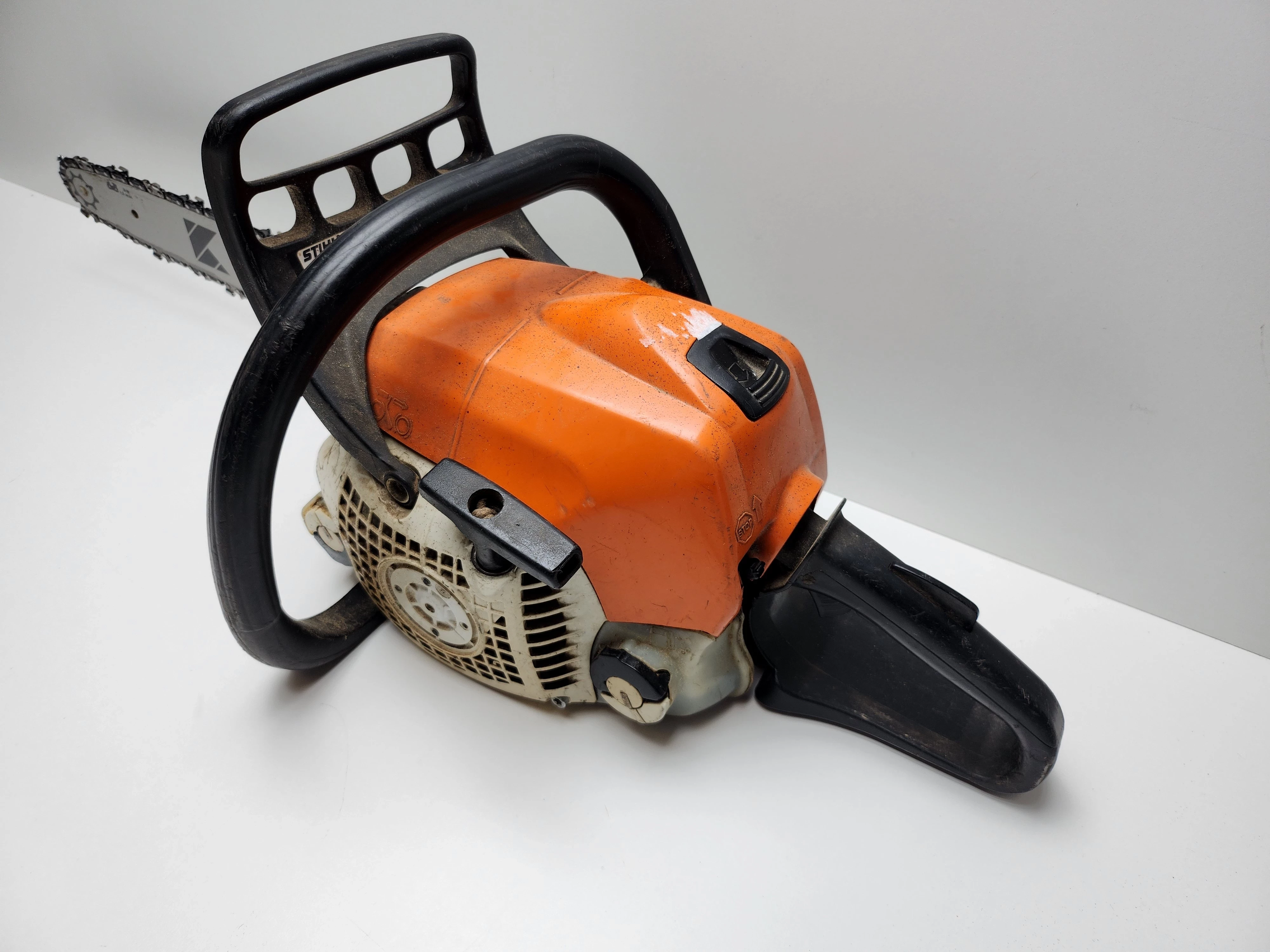 pila-spalinowa-stihl-ms211c-marka-stihl