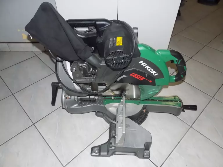 PILARKA STOŁOWA UKOŚNICA HIKOKI C12RSH2 1520W 305 MM