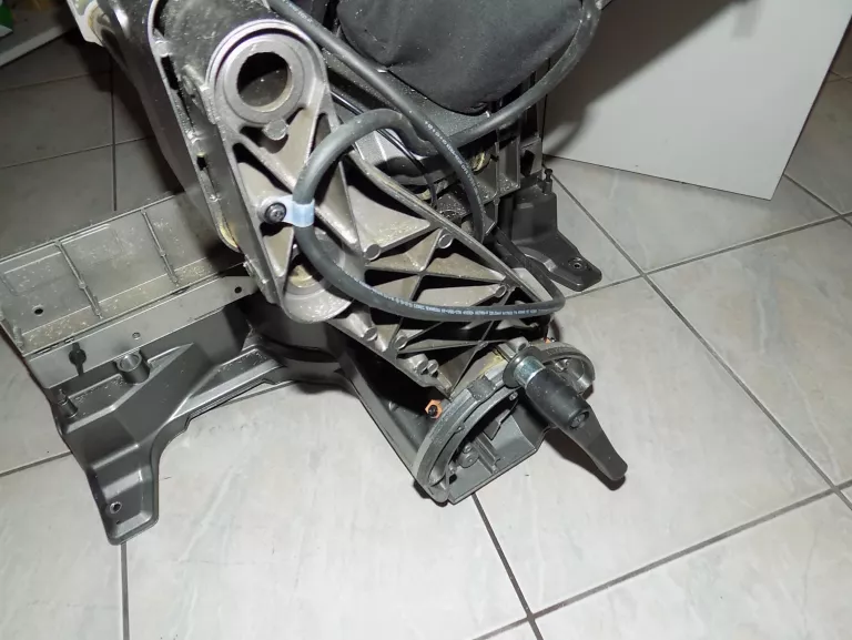 PILARKA STOŁOWA UKOŚNICA HIKOKI C12RSH2 1520W 305 MM