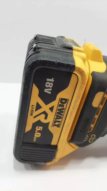 SZLIFIRKA KĄTOWA DEWALT DCG409VS W KOMPLECIE Z AKUMULATOREM