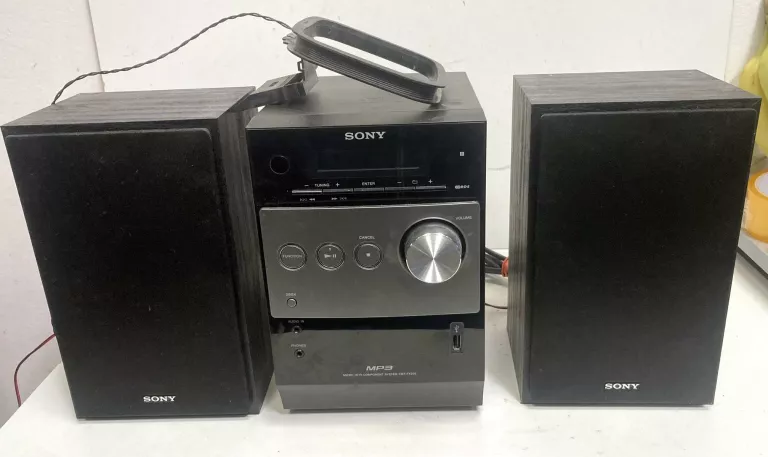 MINIWIEZA SONY CMT-FX205 + 2 GLOSNIKI + ANTENA