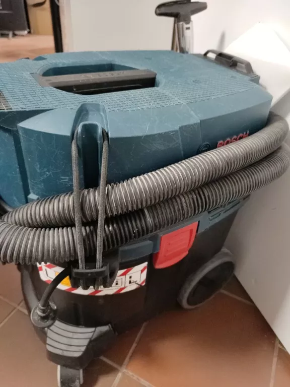 ODKURZACZ BOSCH GAS 35 L SFC+ PROFESSIONAL