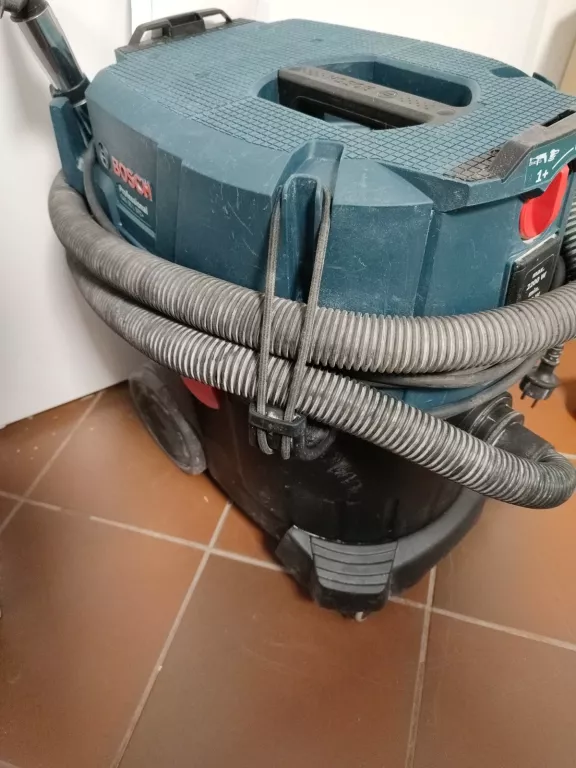 ODKURZACZ BOSCH GAS 35 L SFC+ PROFESSIONAL