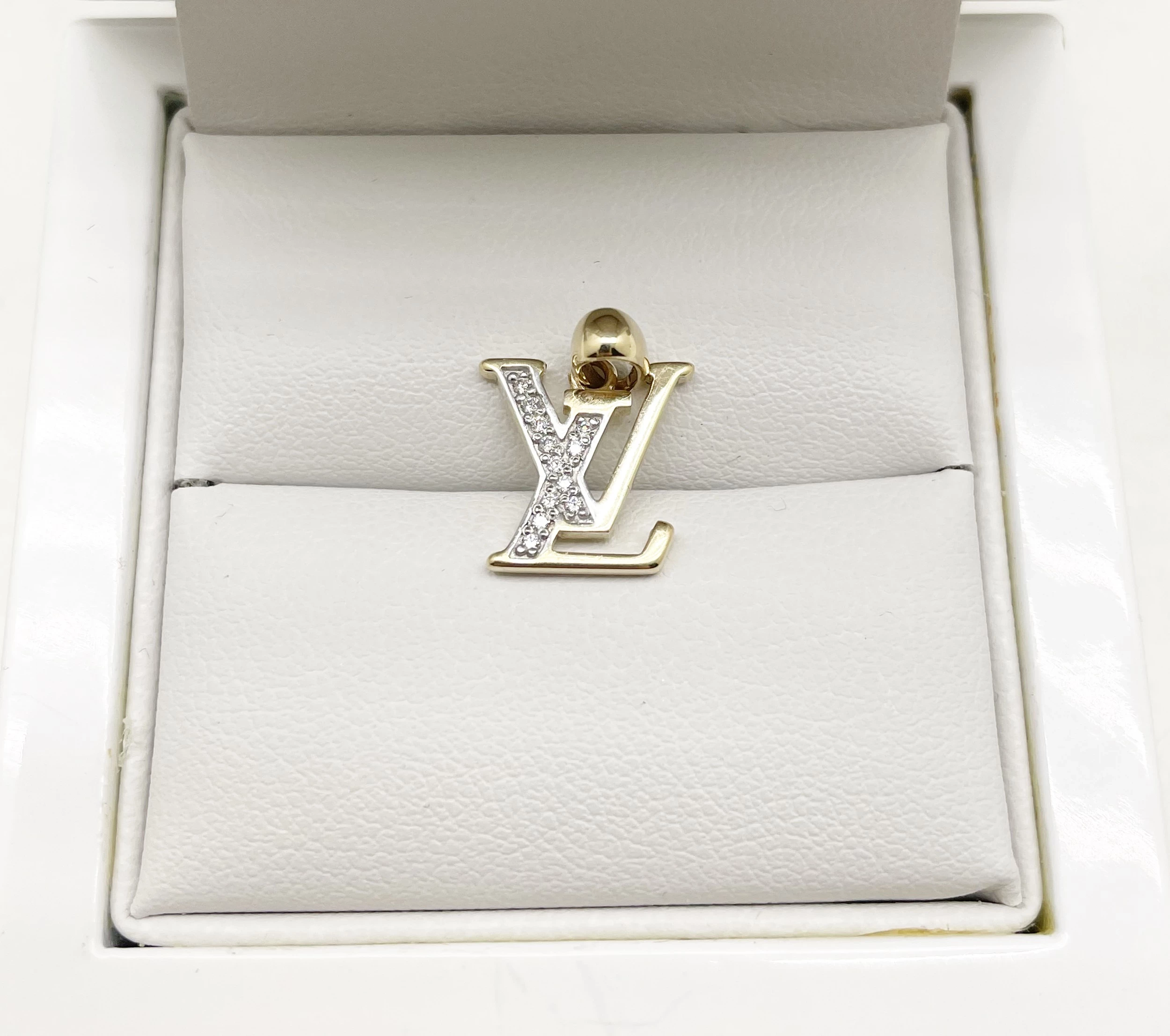 piekna-zlota-zawieszka-p585-123g-obornicka-59-sj-wroclaw