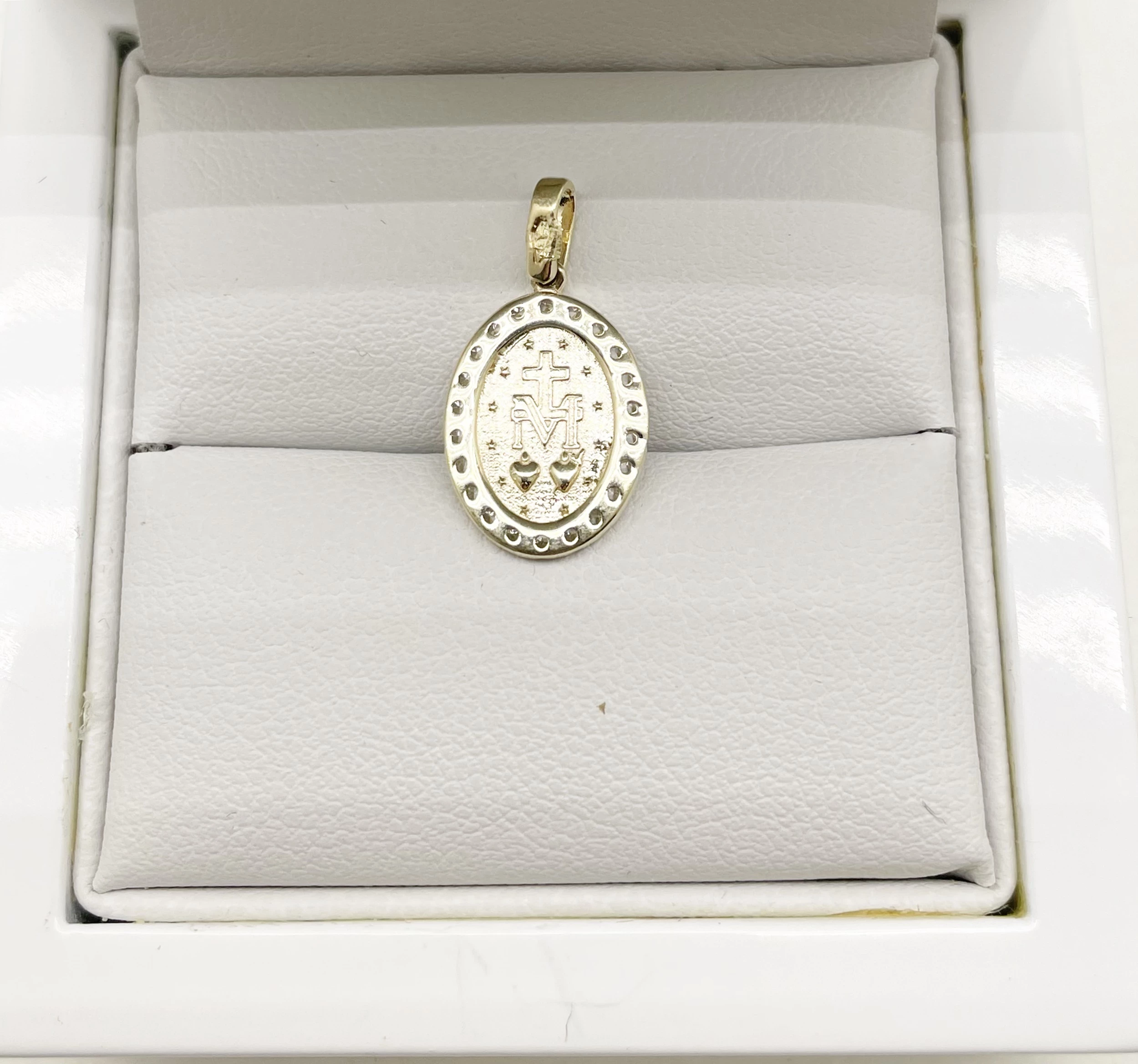 zlota-zawieszka-z-matka-boska-p585-144g-ean-gtin-5904237285580