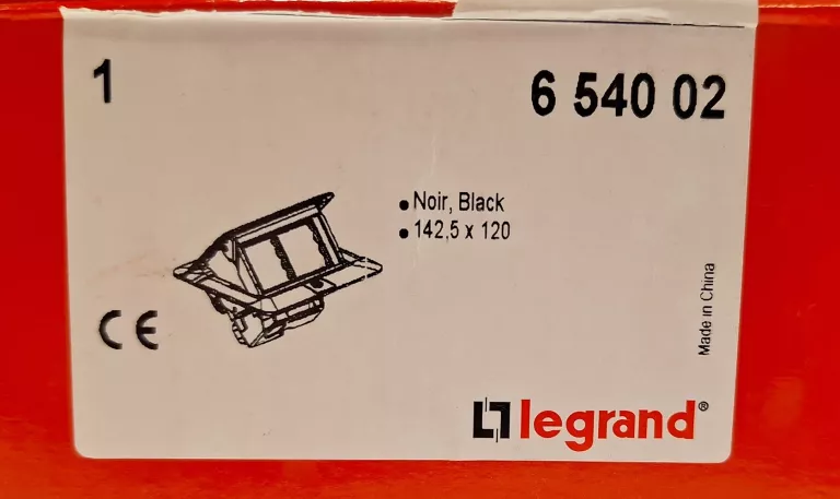 CZARNE GNIAZDO NABLATOWE POPUP BIAŁE 2P Z 654002