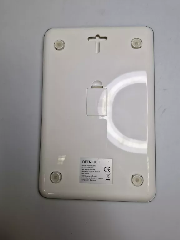 waga-kuchenna-ideenwelt-kolor-dominujacy-bialy