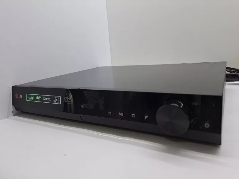 KINO DOMOWE LG DH4130S 5.1 OPIS