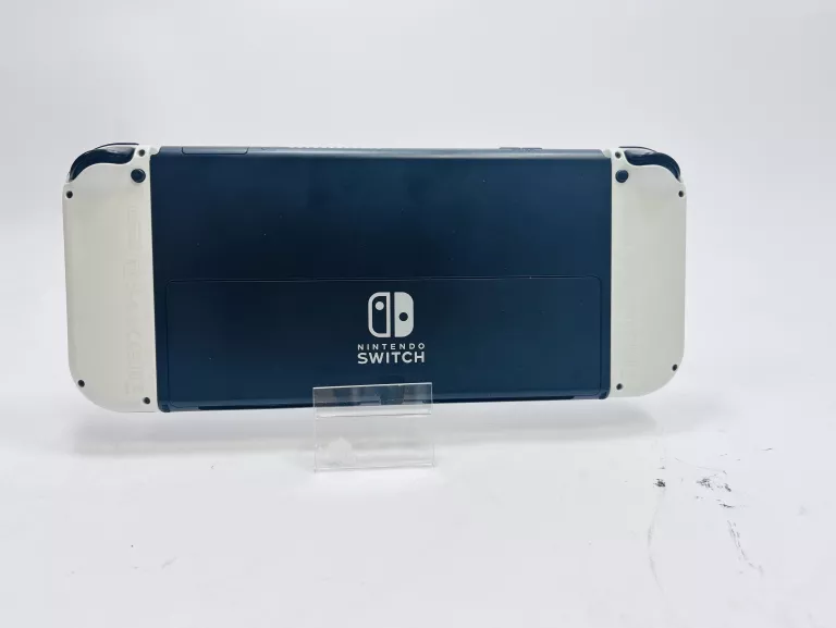 konsola-nintendo-switch-oled-z-kontrolerami-kolor-bialy