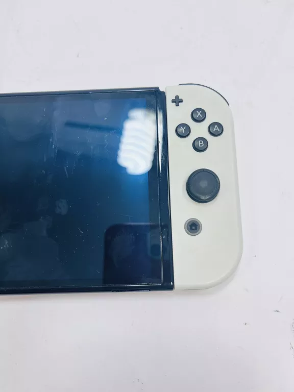 konsola-nintendo-switch-oled-z-kontrolerami-kod-producenta-nsh008