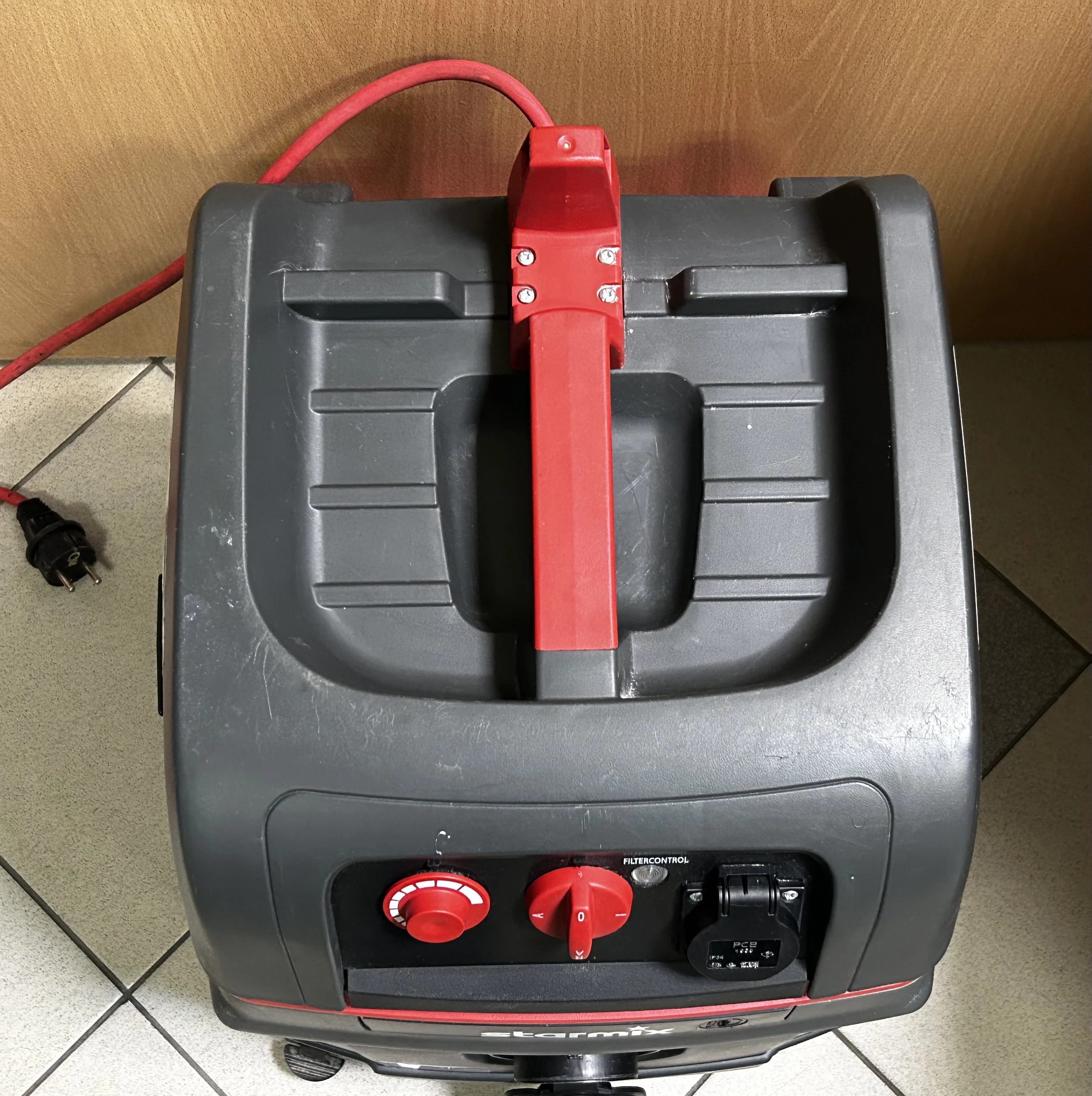 odkurzacz-przemyslowy-starmix-l-1625-marka-248811-1138447